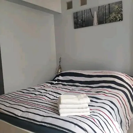 Appartement Soleil Bleu T2, 53 M2 - 15 Min A Pied Des Plages Le Pradet